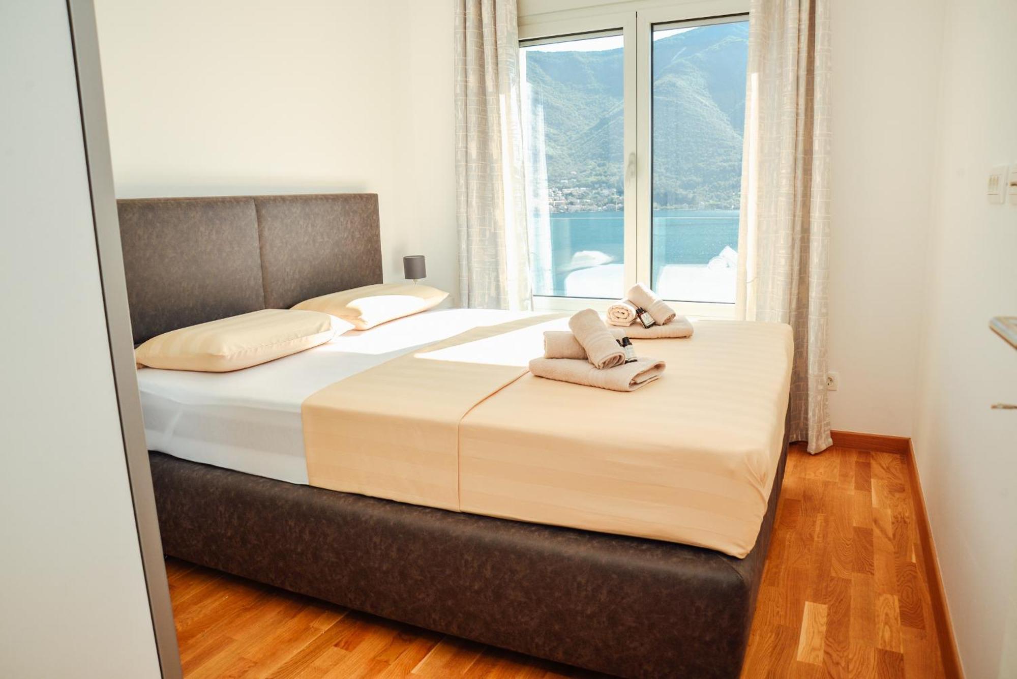 Sea View Apartment For 4 Kotor Zewnętrze zdjęcie