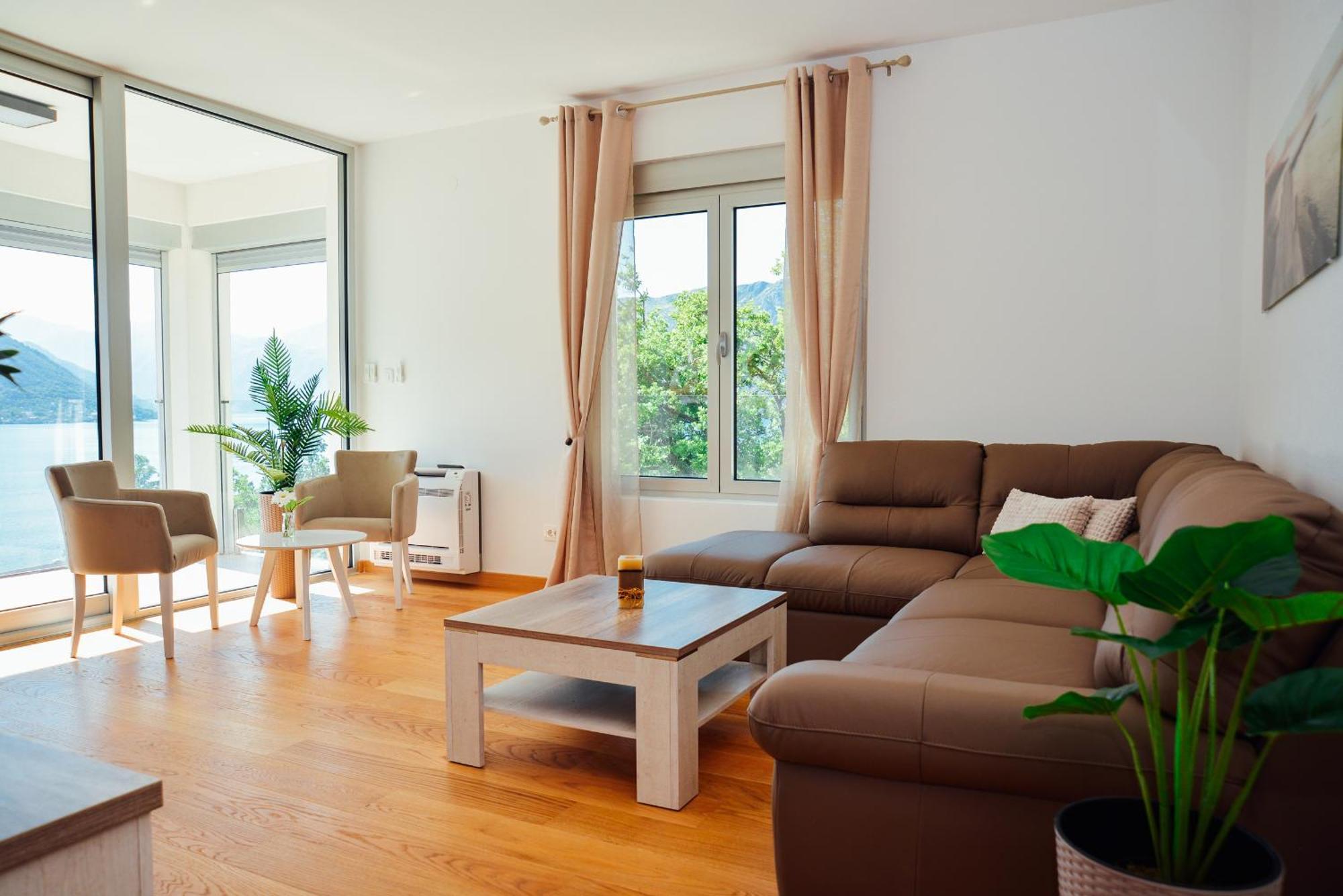 Sea View Apartment For 4 Kotor Zewnętrze zdjęcie