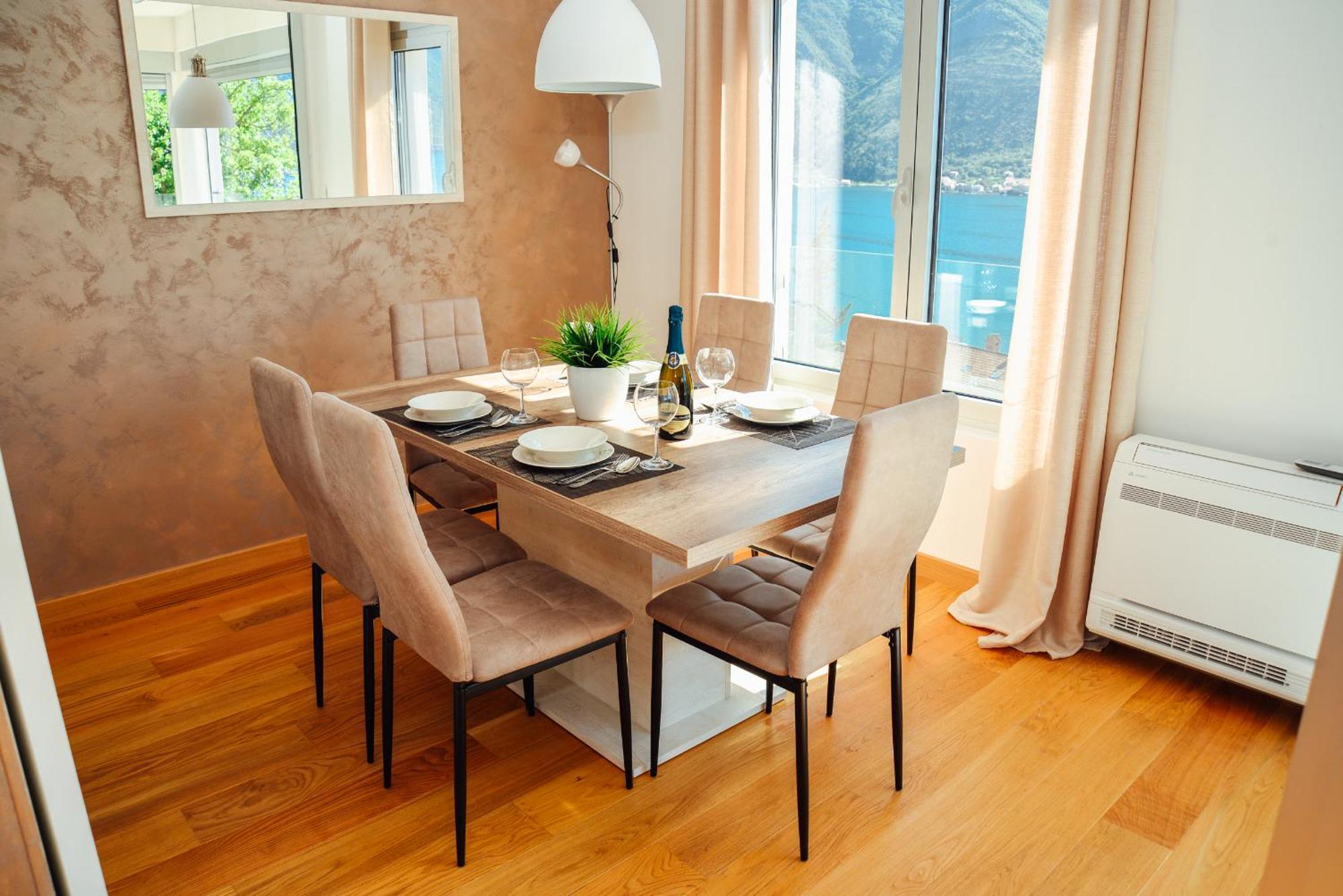 Sea View Apartment For 4 Kotor Zewnętrze zdjęcie